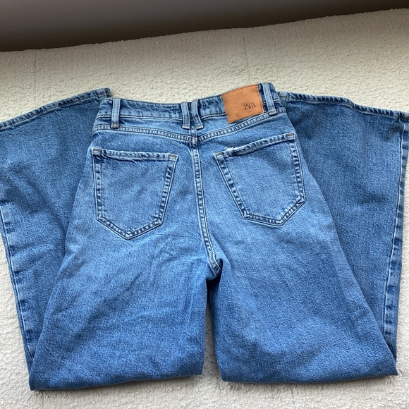 NWOT - Z1975 HIGH-WAISTED CROPPED STRAIGHT JEANS MID-BLUE 0/6164/040/427/32 - Picture 3 of 5